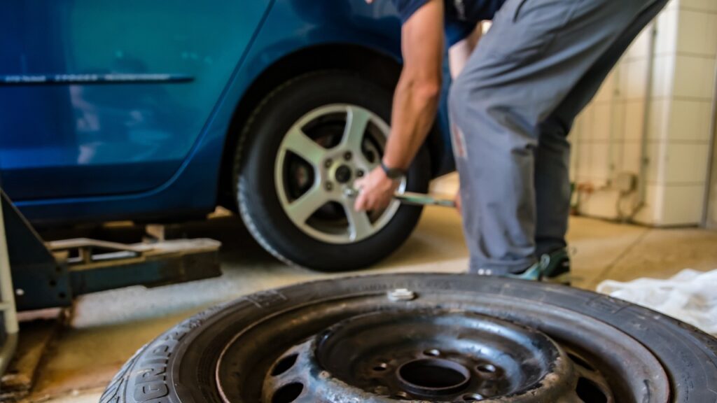 tire change service